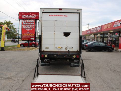 Used 2016 Chevrolet Express 3500 image 14
