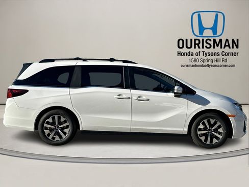 New 2026 Honda Odyssey EX-L image 2