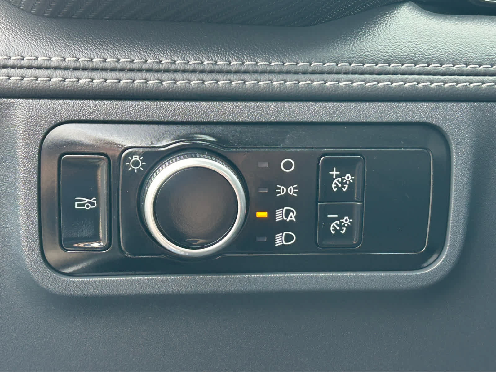 Used 2024 Ford Mustang Premium RWD image 6