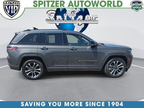 Used 2023 Jeep Grand Cherokee Overland w/ Luxury Tech Group IV AWD/4WD image 10