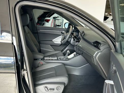 Used 2025 Audi Q3 2.0T Premium w/ Convenience Package image 20