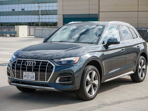 Certified 2023 Audi Q5 2.0T Premium w/ Convenience Package image 1