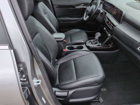 Used 2024 Kia Seltos EX FWD image 22