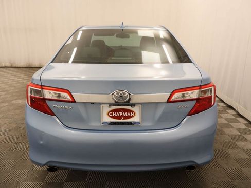 Used 2012 Toyota Camry XLE FWD image 5