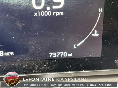 Used 2024 Kia Carnival SX Prestige image 15