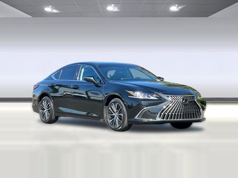 Used 2024 Lexus ES 350 image 7