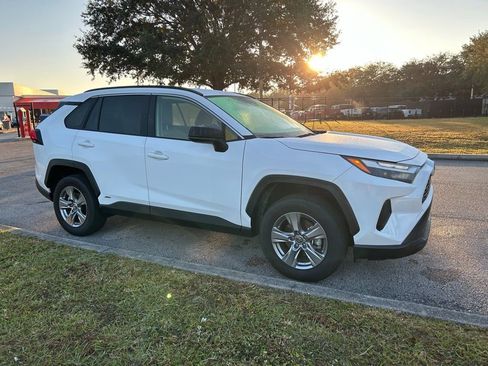 Certified 2025 Toyota RAV4 LE image 7