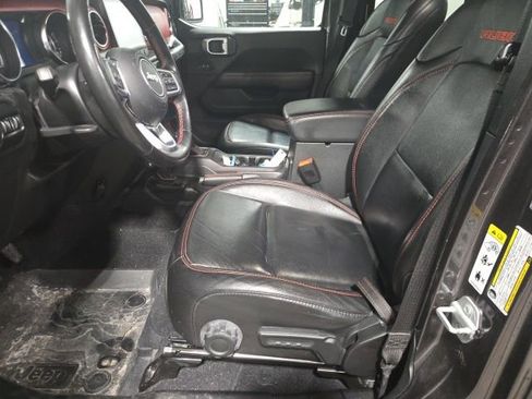 Used 2019 Jeep Wrangler Unlimited Rubicon w/ Steel Bumper Group image 13