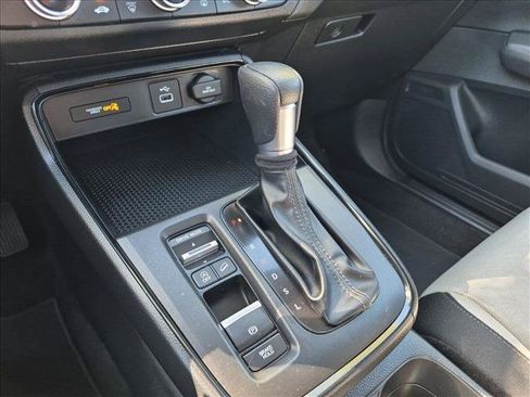 Used 2025 Honda CR-V LX image 10