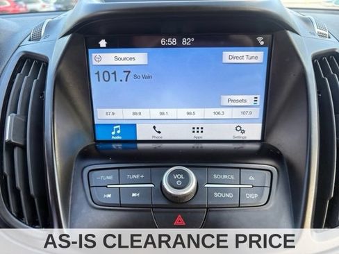 Used 2017 Ford Escape SE w/ Equipment Group 201A AWD/4WD image 29