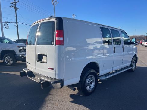Used 2023 GMC Savana 2500 Extended w/ Driver Convenience Package image 5