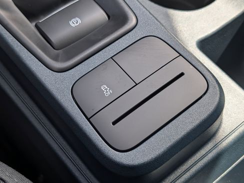 New 2026 Ford Maverick XL image 30