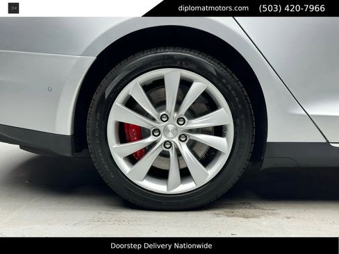 Used 2015 Tesla Model S P85D image 38