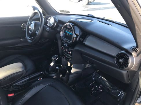 Used 2019 MINI Cooper Convertible image 49