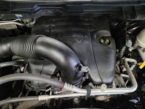 Used 2017 RAM 1500 Big Horn AWD/4WD image 30