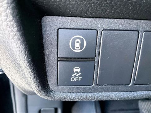 Used 2020 Honda Accord EX image 31