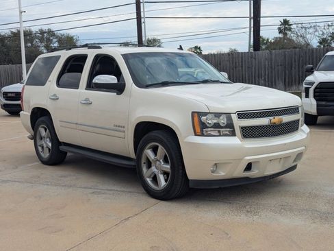 Used 2012 Chevrolet Tahoe LTZ image 3