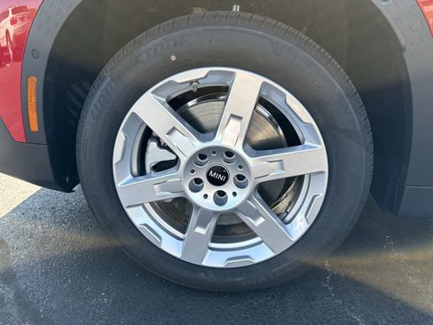 New 2025 MINI Cooper Countryman S w/ Comfort Package Max image 9