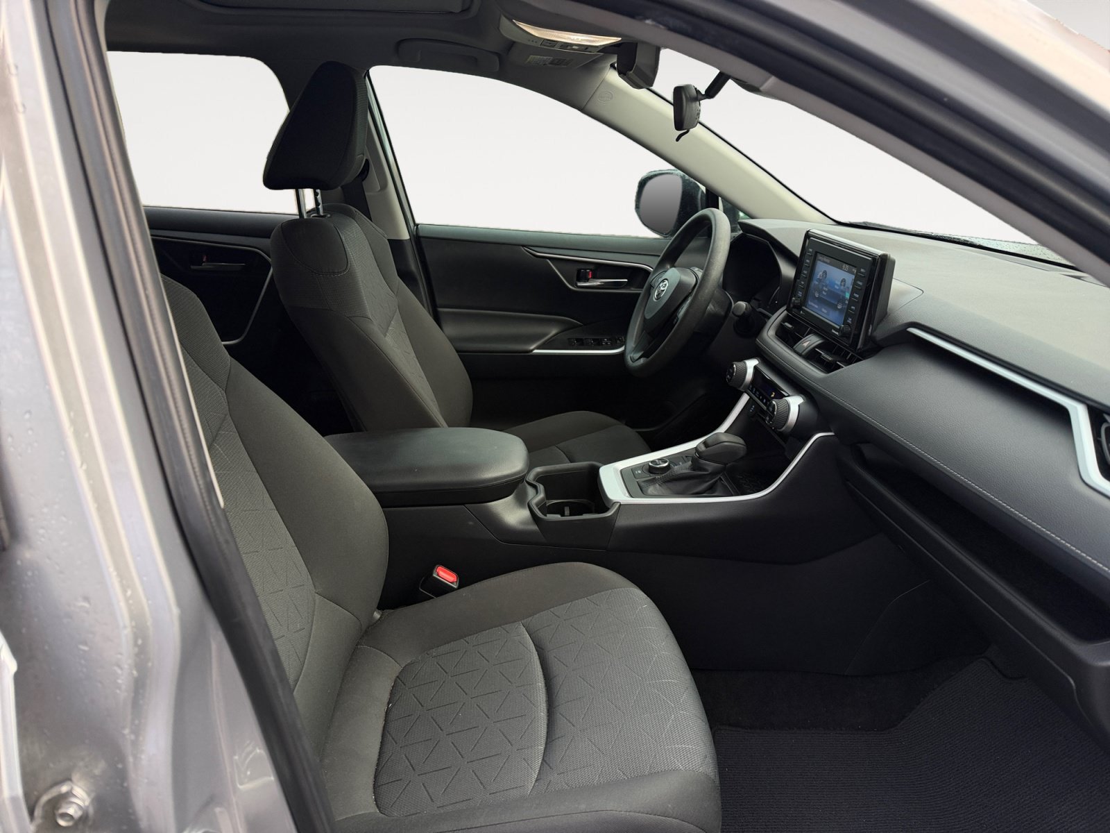 Used 2022 Toyota RAV4 XLE w/ Convenience Package AWD/4WD image 15