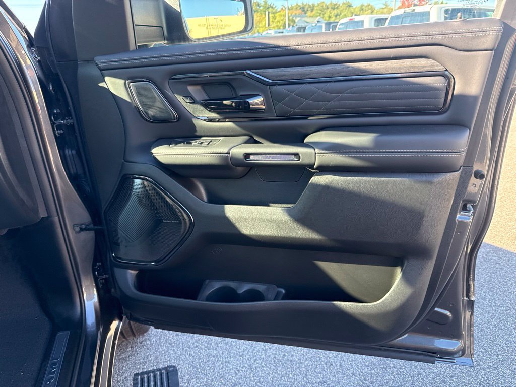New 2027 RAM 1500 Limited AWD/4WD image 30