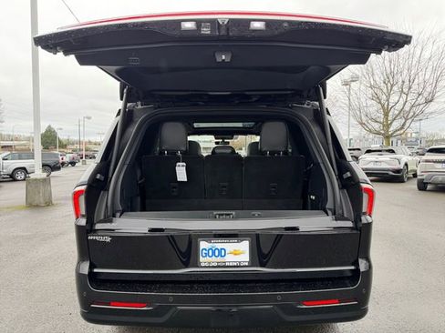 Used 2025 Lincoln Navigator Reserve w/ Jet Appearance Package image 36