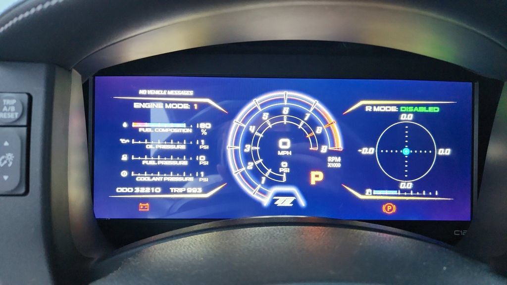 Used 2015 Nissan GT-R Premium AWD/4WD image 28