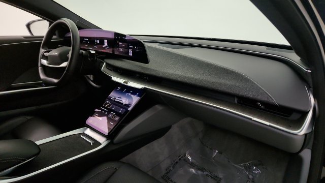 Used 2024 Lucid Air Pure RWD image 34