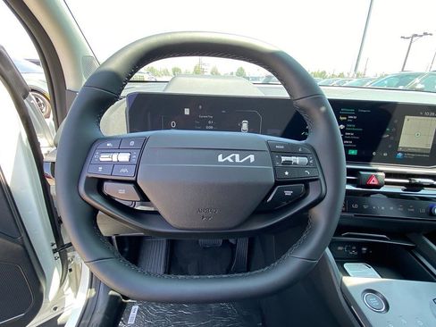 New 2026 Kia Sportage SX Prestige AWD/4WD image 16