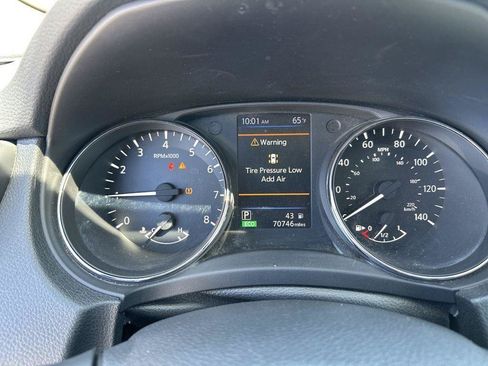 Used 2020 Nissan Rogue S FWD image 7