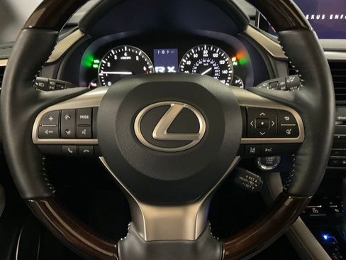 Used 2019 Lexus RX 350L Premium w/ Premium Package image 12