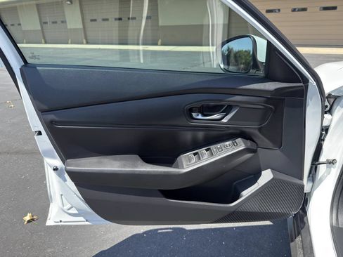 Used 2023 Honda Accord EX image 12