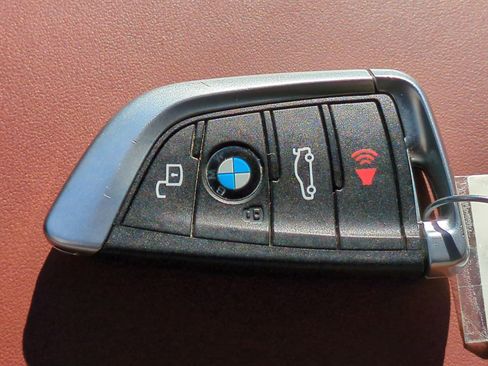 Used 2023 BMW M3 image 34