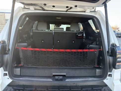 Used 2025 Toyota 4Runner 4WD image 6