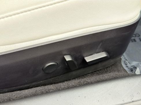 Used 2019 Tesla Model 3 Long Range image 35