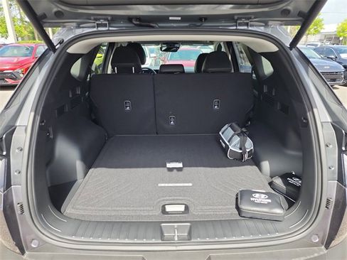 New 2025 Hyundai Tucson SEL image 8