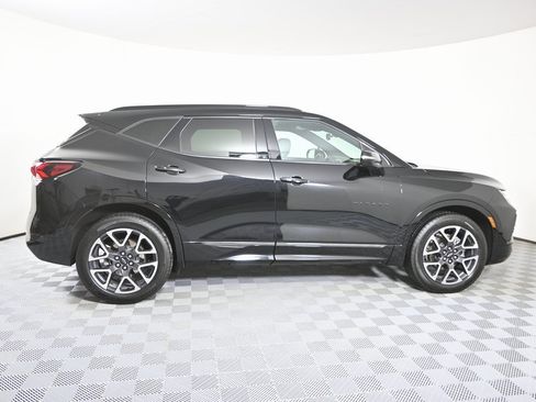 Used 2022 Chevrolet Blazer RS w/ Enhanced Convenience Package image 7