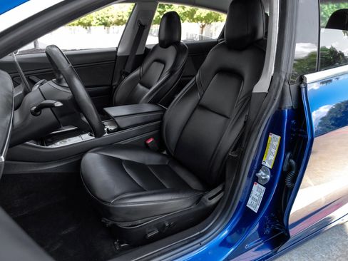 Used 2018 Tesla Model 3 Long Range image 29