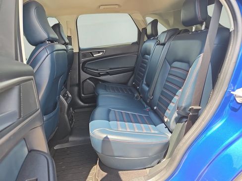 Used 2022 Ford Edge SEL w/ Sport Appearance Package AWD/4WD image 12