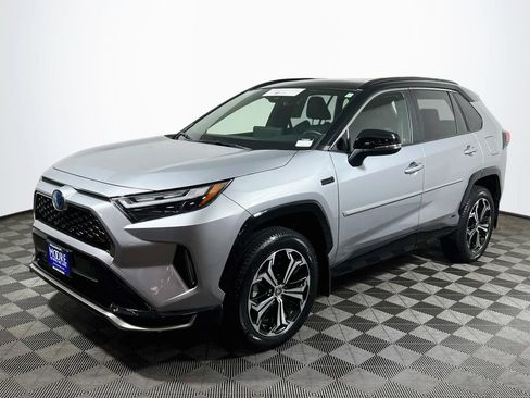 Used 2024 Toyota RAV4 XSE w/ Weather Package AWD/4WD image 3
