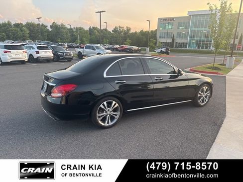 Used 2016 Mercedes-Benz C 300 Sedan image 4