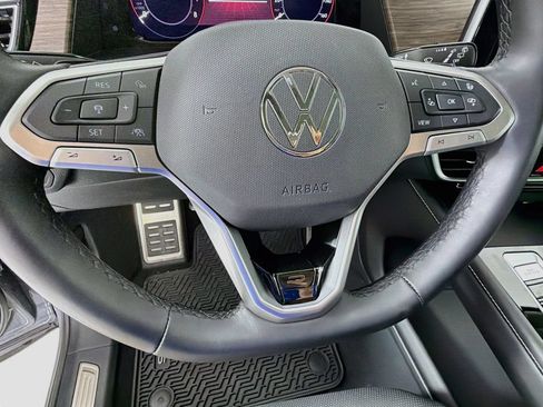 Used 2026 Volkswagen Atlas SEL Premium R-Line AWD/4WD image 11