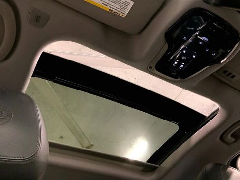 Used 2019 Alfa Romeo Giulia Ti Sport w/ Quick Order Package 22U Sport image 13