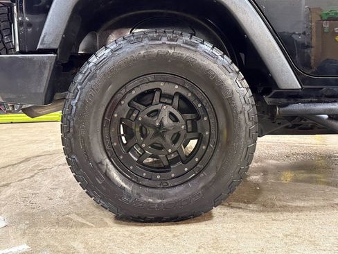 Used 2017 Jeep Wrangler Unlimited Sport w/ Quick Order Package 24S image 33