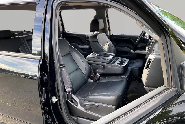 Used 2017 Chevrolet Silverado 1500 LT w/ All Star Edition AWD/4WD image 19