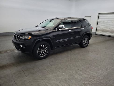 Used 2018 Jeep Grand Cherokee Limited w/ Trailer Tow Group IV AWD/4WD image 2