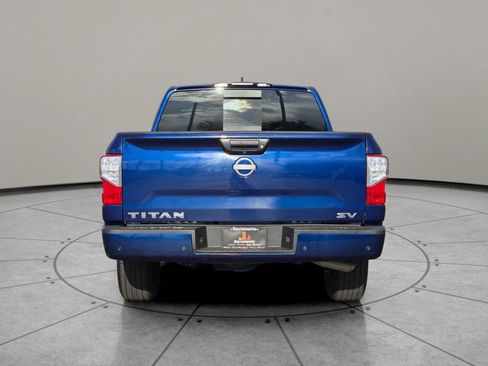 Used 2023 Nissan Titan SV image 6