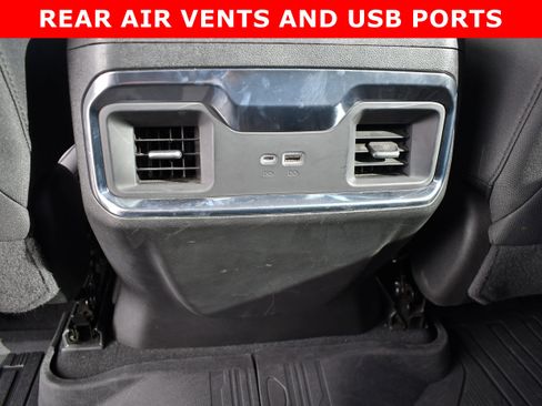 Used 2022 GMC Sierra 1500 Elevation image 27