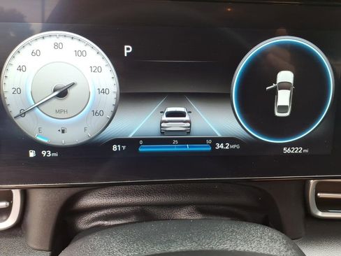Used 2023 Hyundai Elantra Limited w/ Cargo Package FWD image 18