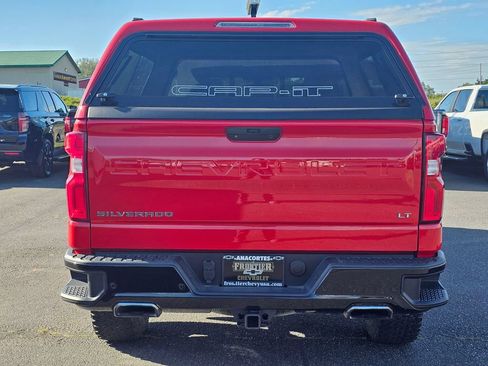 Used 2021 Chevrolet Silverado 1500 LT Trail Boss AWD/4WD image 4