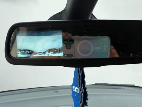 Used 2019 Dodge Journey SE w/ Connectivity Group FWD image 16